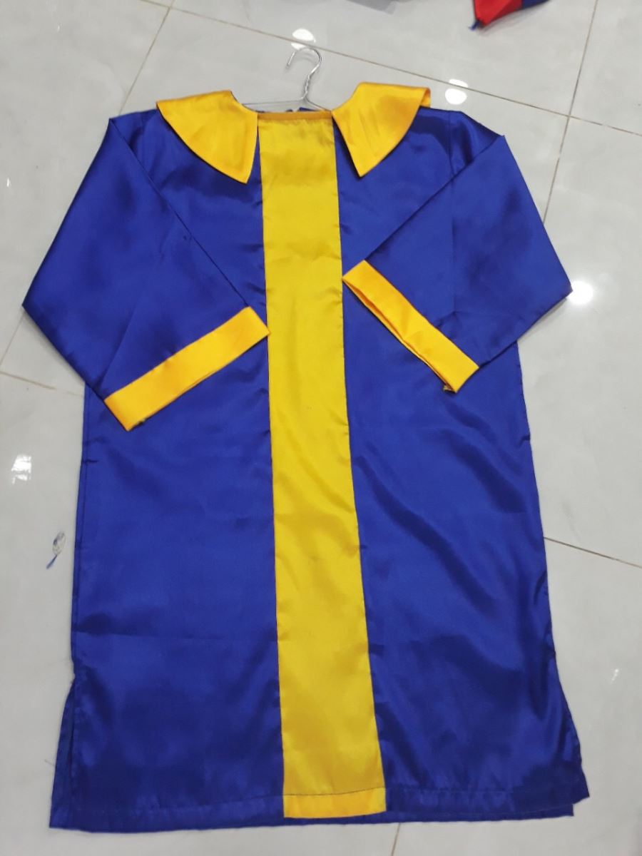 Áo tốt nghiệp mầm non M11
